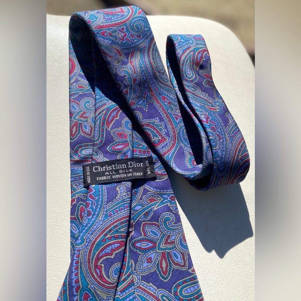 NW Christian Dior 🇺🇸 Made 💯 Silk Tie, Sz 56”Lx 3 1/4” - Picture 4 of 5